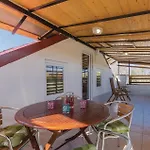 4 Bedroom Beautiful In Nyaraló